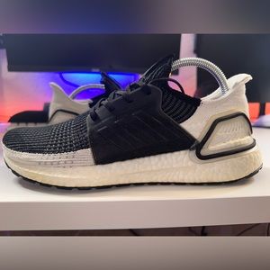 adidas Ultra Boost 2019 Oreo